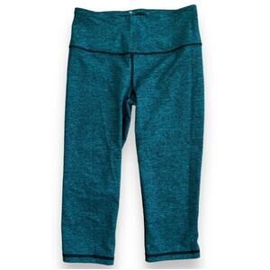 Victoria’s Secret VSX capri leggings, ladies size xs Heather turquoise blue